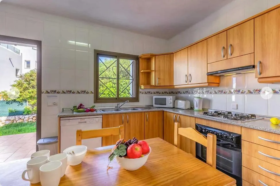 Villa Margarita Cala D´Or 0*,  スペイン