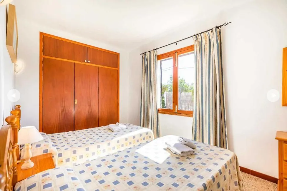 Villa Margarita Cala D´Or 別荘